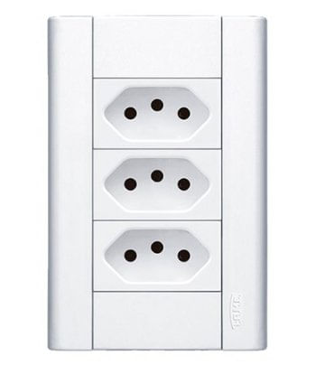 3 Tomadas 2P+T 10A/250V Modulare - Fame.