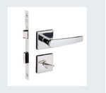 FECHADUDA ZM CONCEPT RQ1 401-40CB WC CROMADA PADO.jpg